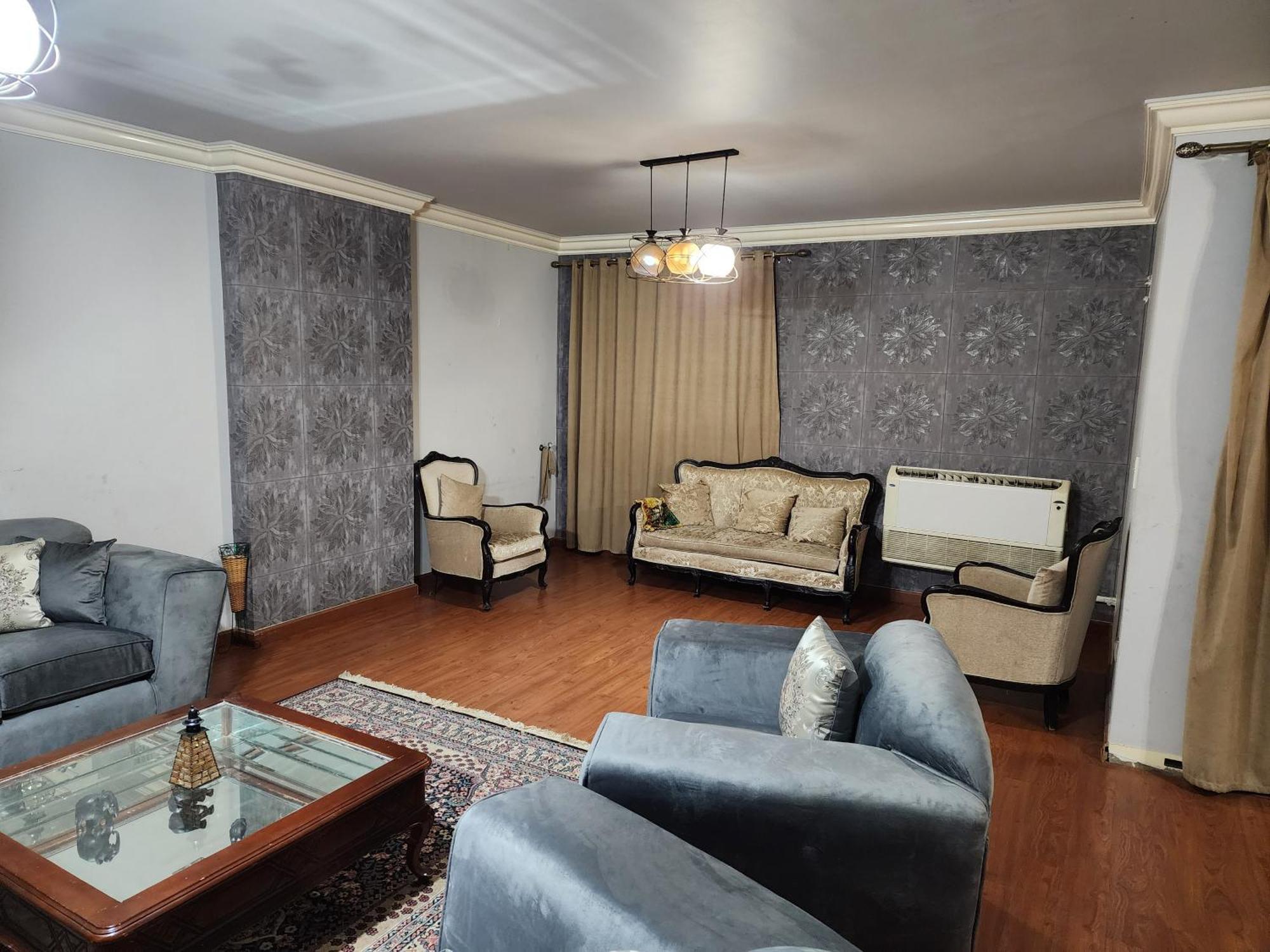 1 Apartment