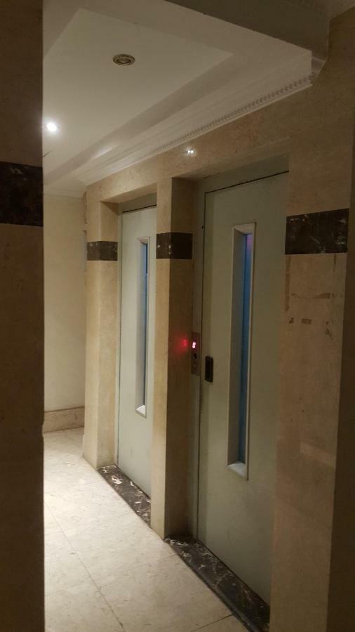 Apartment 1 *